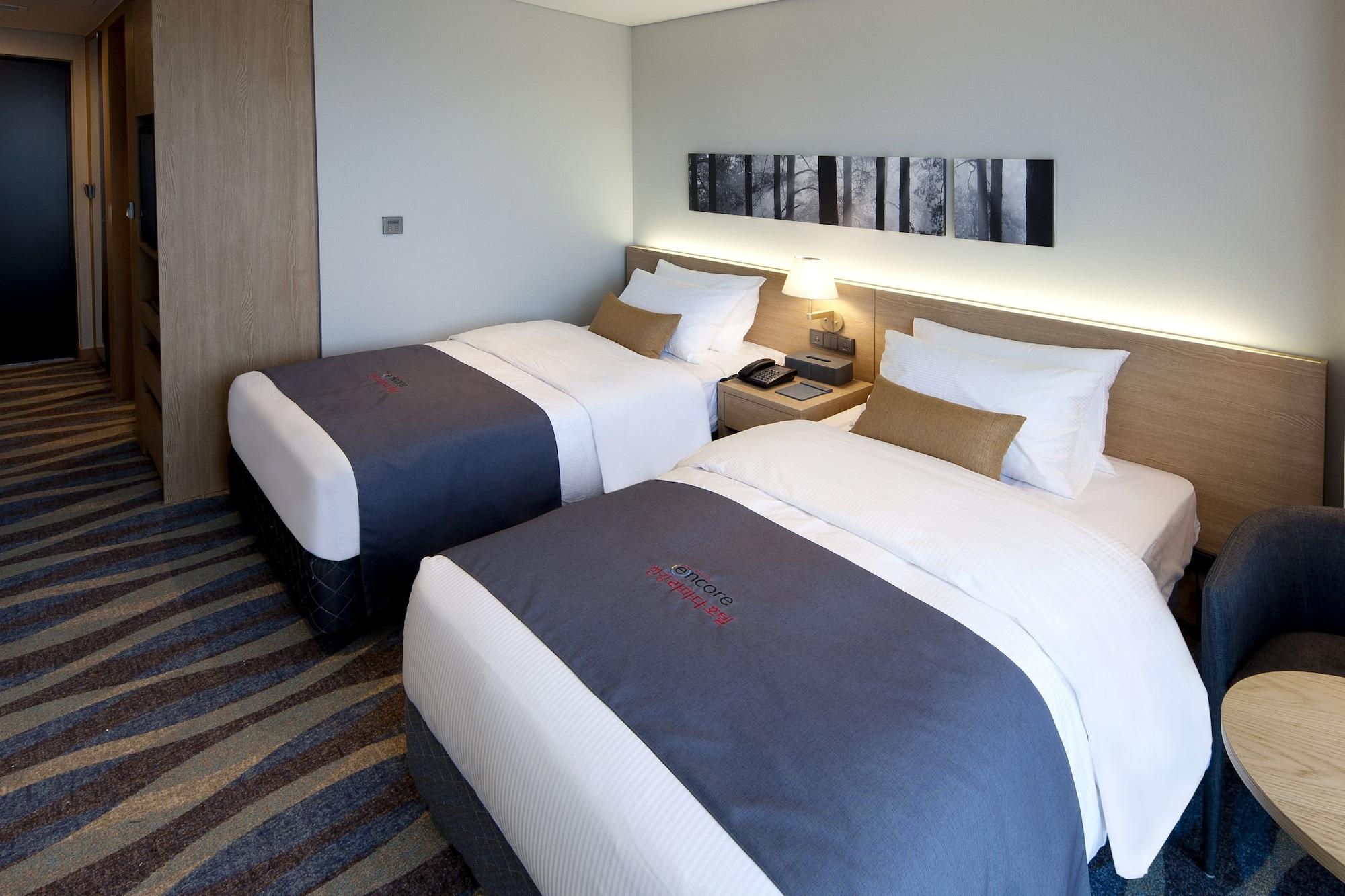 Ramada Encore By Wyndham Gimpo Han River Hotel Екстериор снимка